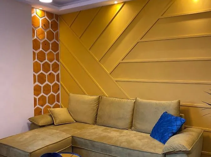 Sara Yellow Apartment